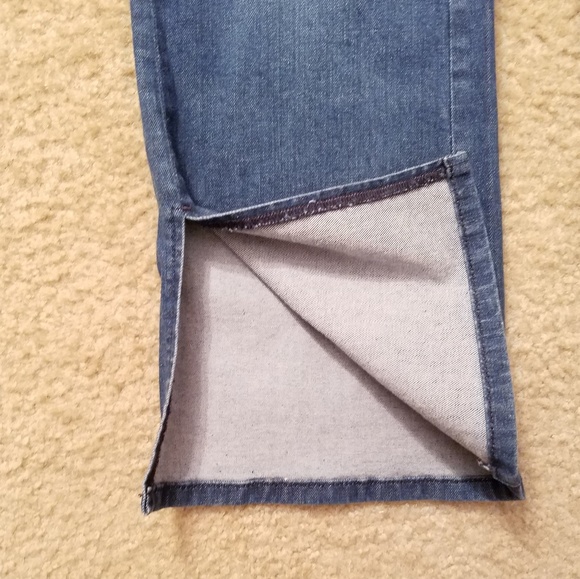 Michael Kors Jeans/ Flare Leg / Sz 4 Basic MD VTGE - Picture 8 of 8